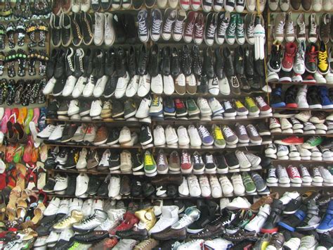 shoe stores in vietnam